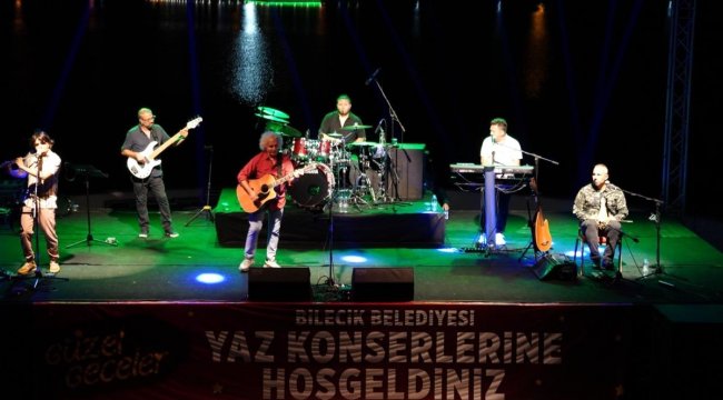 bilecik-yeni-turku-konseriyle-costu.jpg