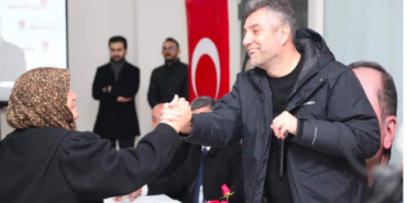 halkin-kalbinde-taht-kurdu_m.png