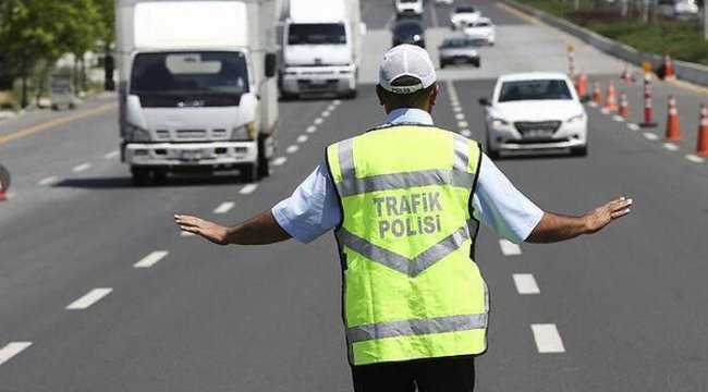istanbul-valiligi-duyurdu-bugun-bu-yollar-trafige-kapali-olacak.jpg