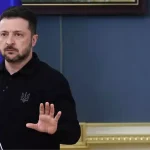 ukrayna-lideri-zelenskiy-neden-kirim-dan-18550392_amp.jpg