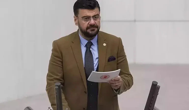 ak-parti-manisa-milletvekili-tamer-akkal-18635636_1174_amp.jpg