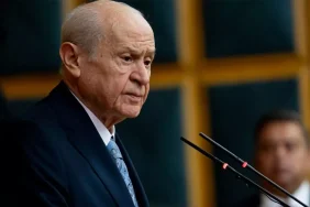 devlet-bahceli-den-canli-yayinina-dikkat-ceken-18640331_5782_amp.jpg