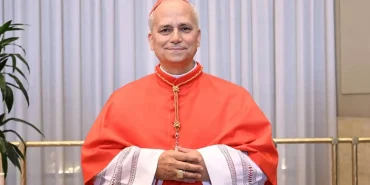 tarihteki-ilk-abd-li-papa-robert-prevost-18605515_2897_amp.jpg