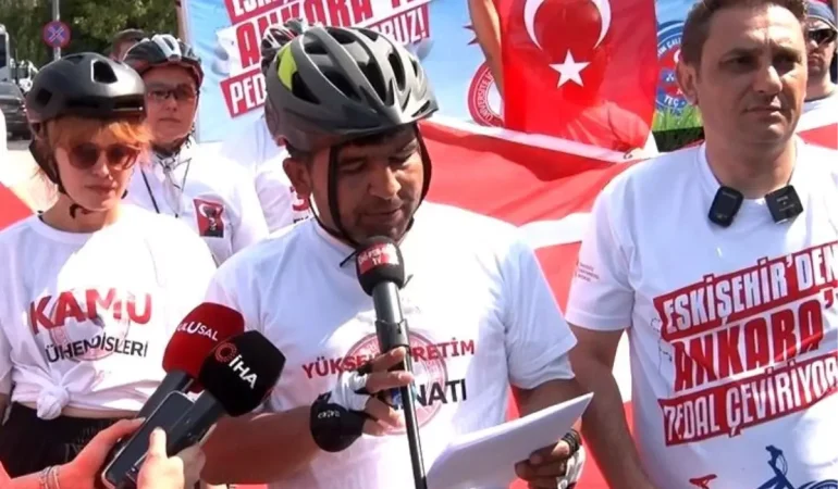 unipersen-uyeleri-eskisehir-den-ankara-ya-ped-18649726_amp.jpg