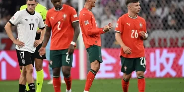 40-yasindaki-ronaldo-durmuyor-ulkesini-finale-18712170_7585_amp.jpg
