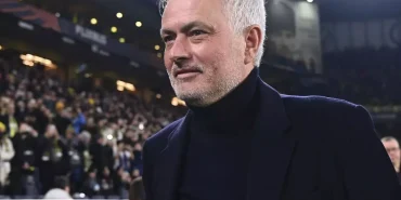 jose-mourinho-dan-eski-yildizina-telefon-18748801_5103_amp.jpg